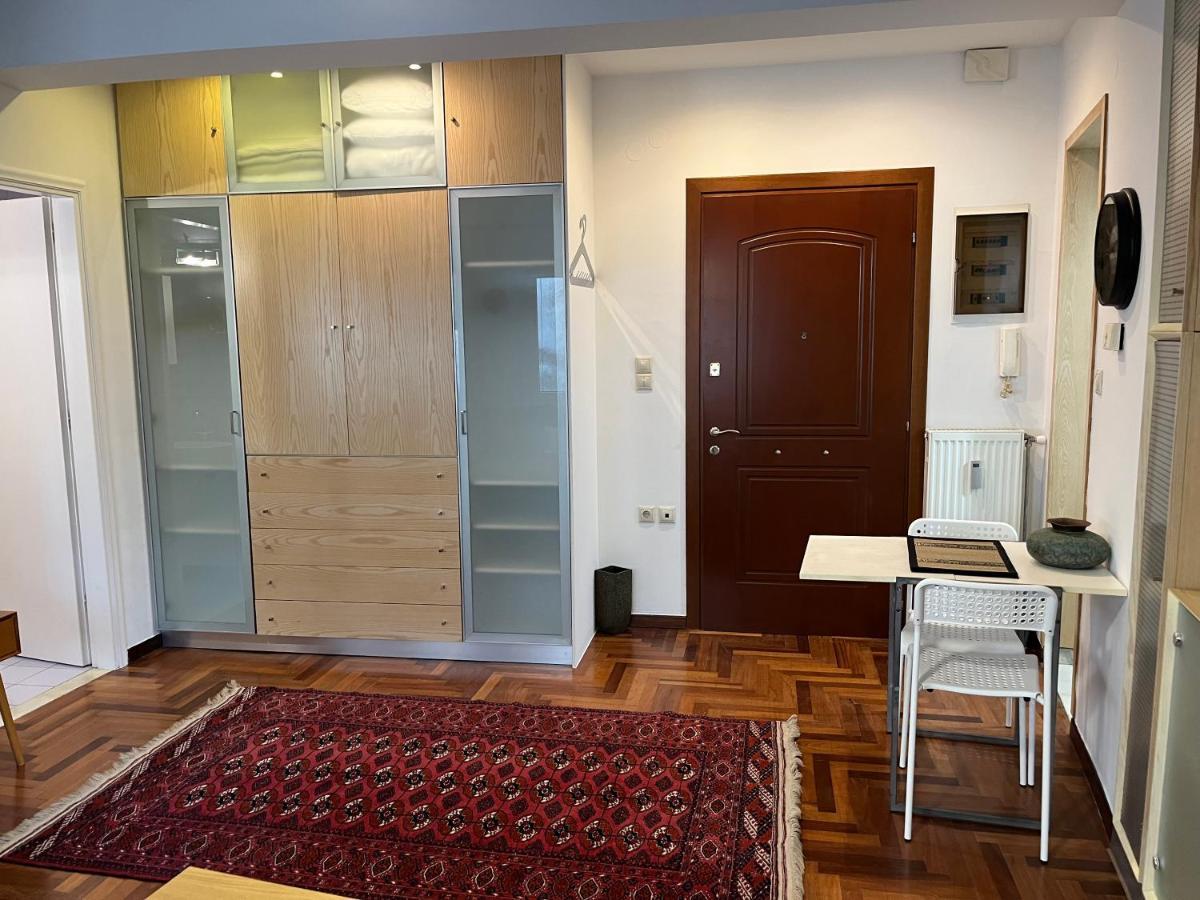 Chita'S Downtown Apartment Ioannina Bagian luar foto