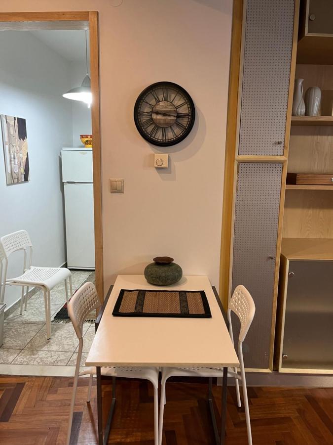 Chita'S Downtown Apartment Ioannina Bagian luar foto
